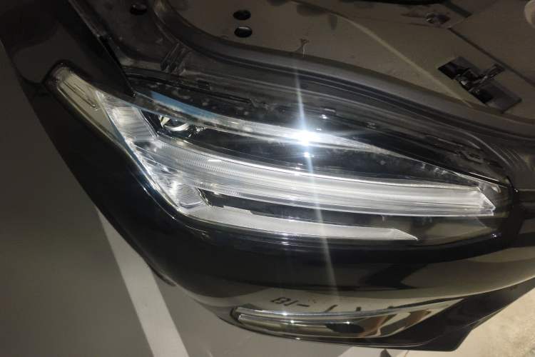 Used Volvo XC90 2023 B6 Zhiyi Luxury Edition 7-Seater Right Front Headlight