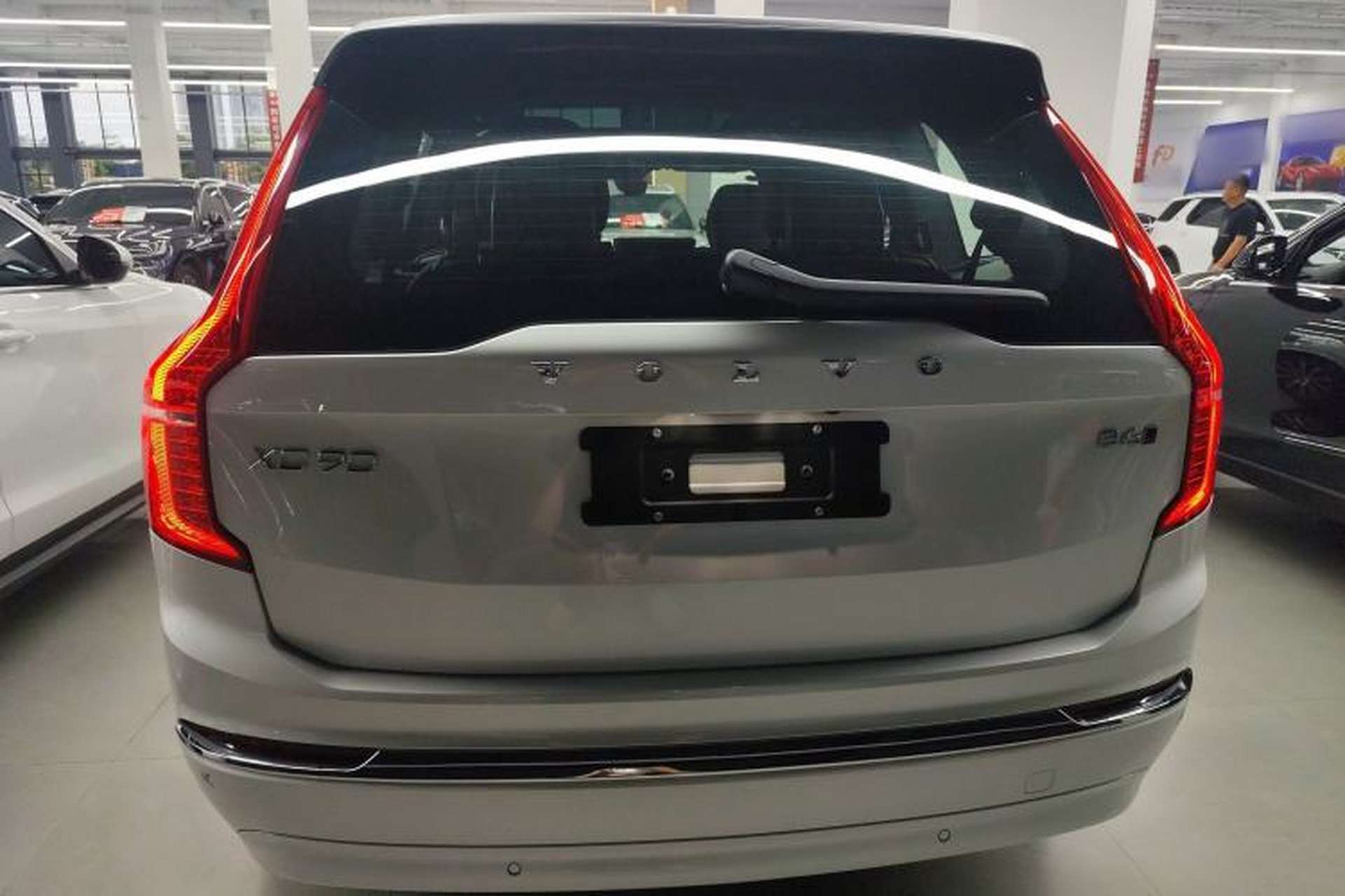 Used Volvo XC90 2023 B6 Zhiyi Luxury Edition 7-Seater Rear