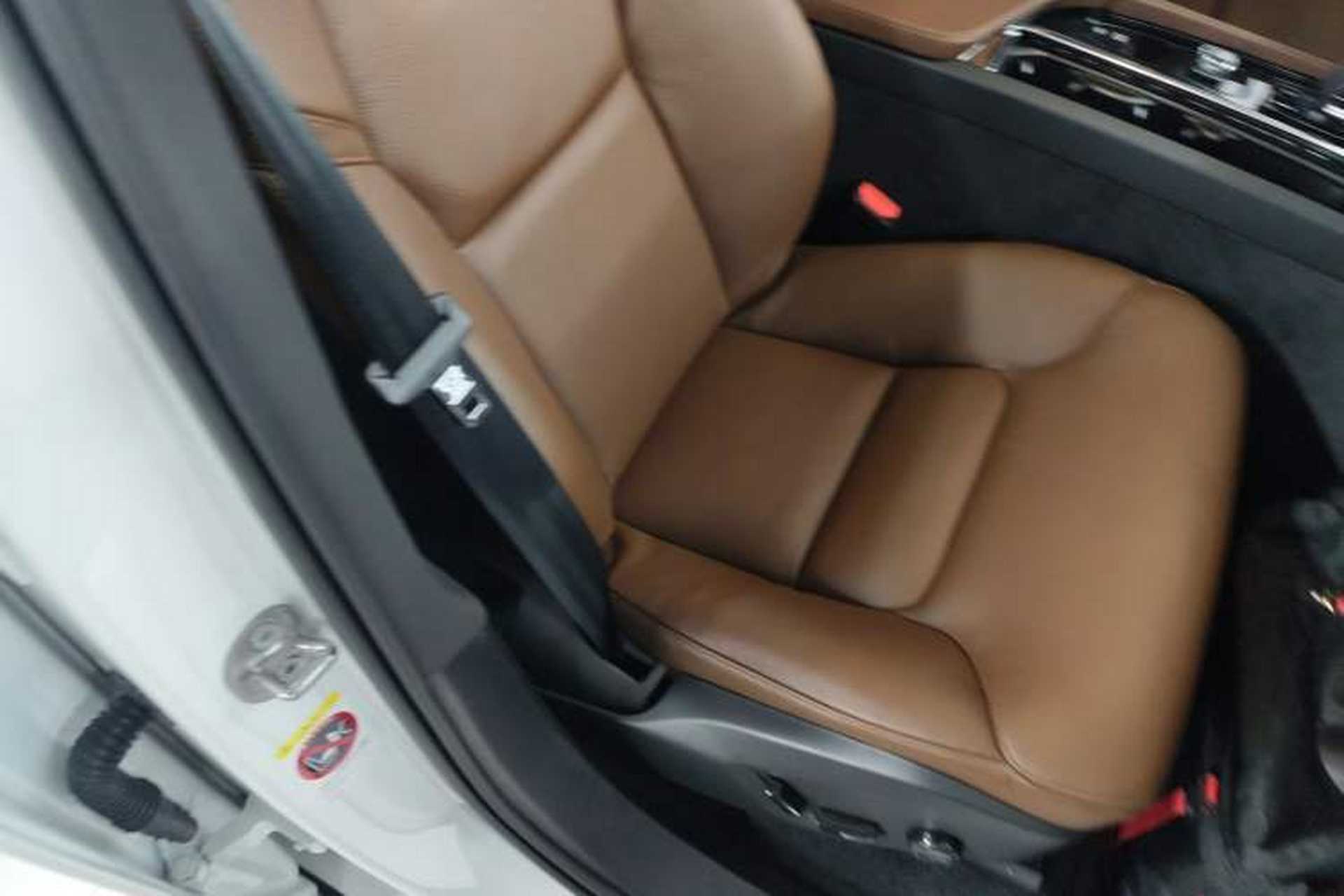 Used Volvo XC90 2023 B6 Zhiyi Luxury Edition 7-Seater Right Front Seat