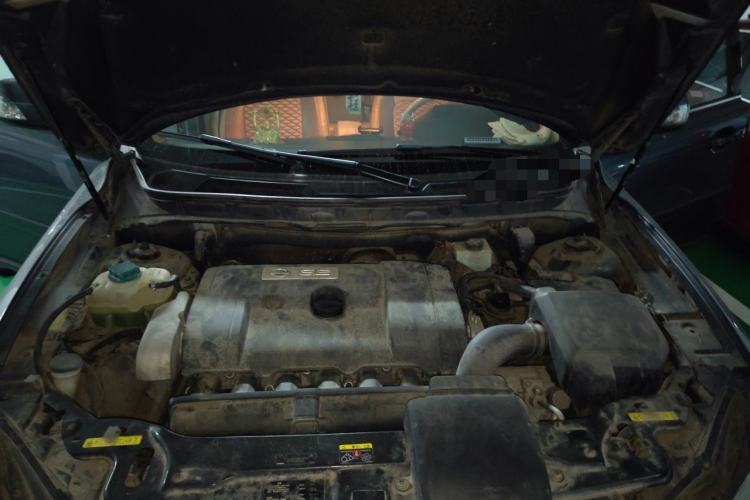 Used Volvo XC90 2009 3.2 AWD Engine Bay