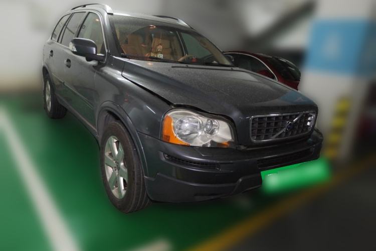 Used Volvo XC90 2009 3.2 AWD Front Right 45 Deg