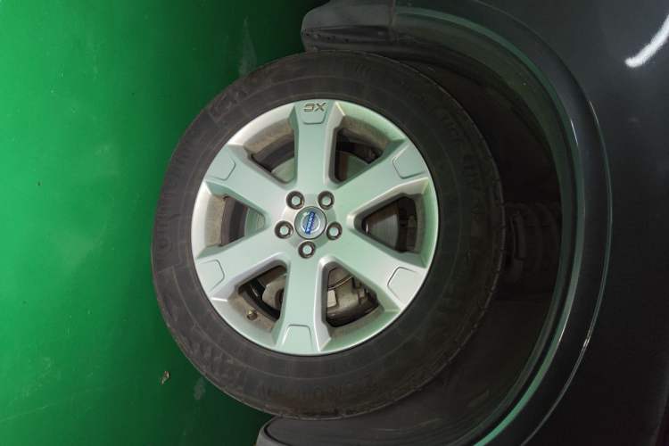 Used Volvo XC90 2009 3.2 AWD Right Front Wheel Hub