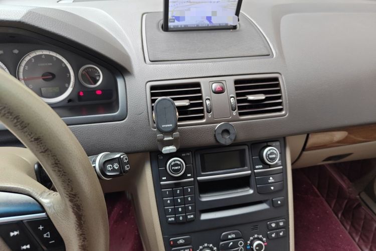 Used Volvo XC90 2010 2.5T AWD Audio And AC Panel