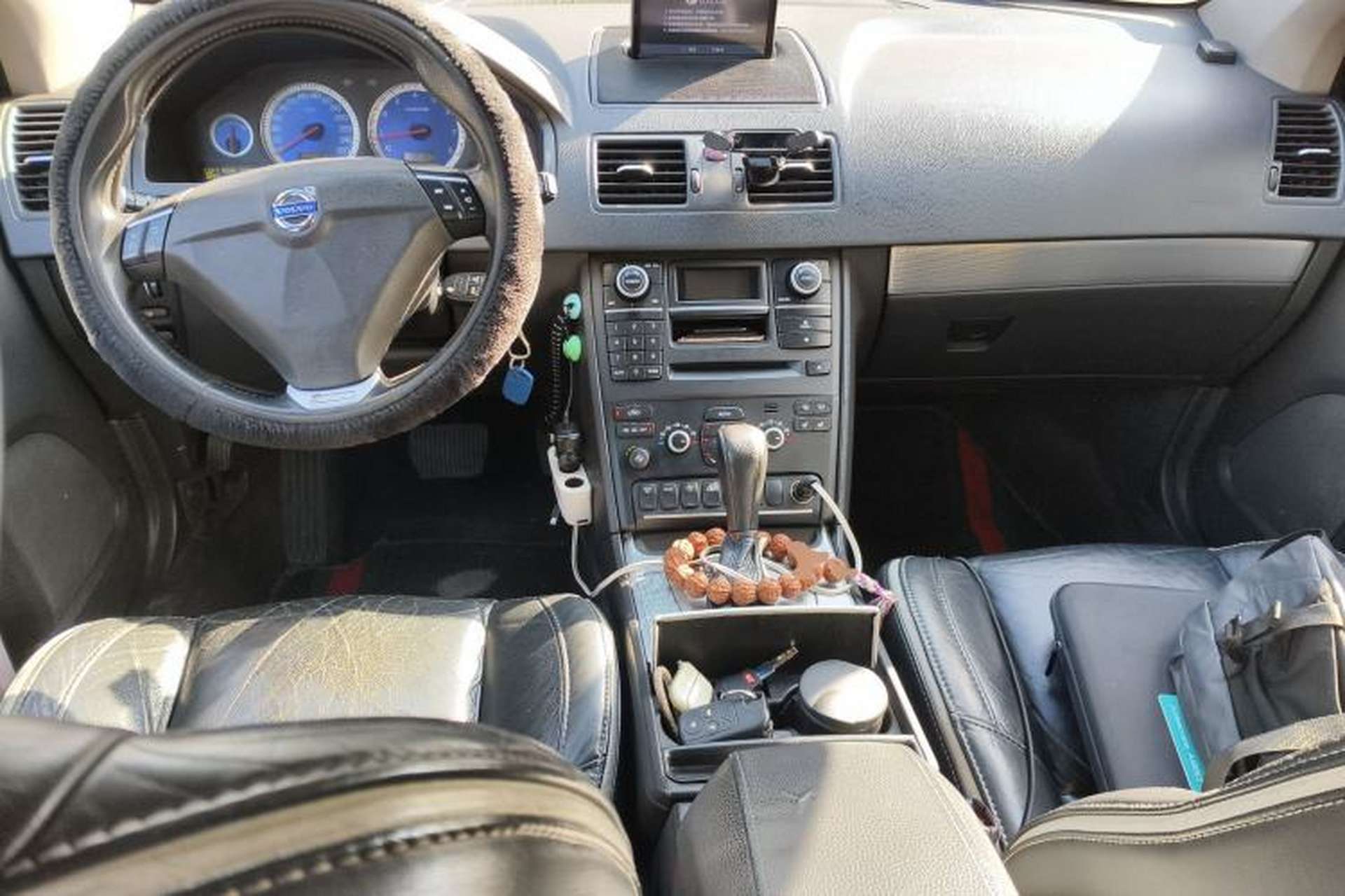 Used Volvo XC90 2010 2.5T AWD Sport Edition Center Console