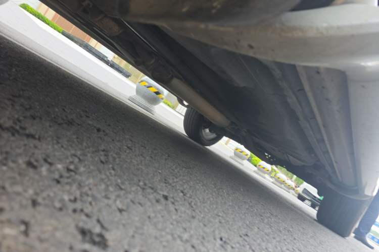 Used Volvo XC90 2010 3.2 AWD Chassis Front Left