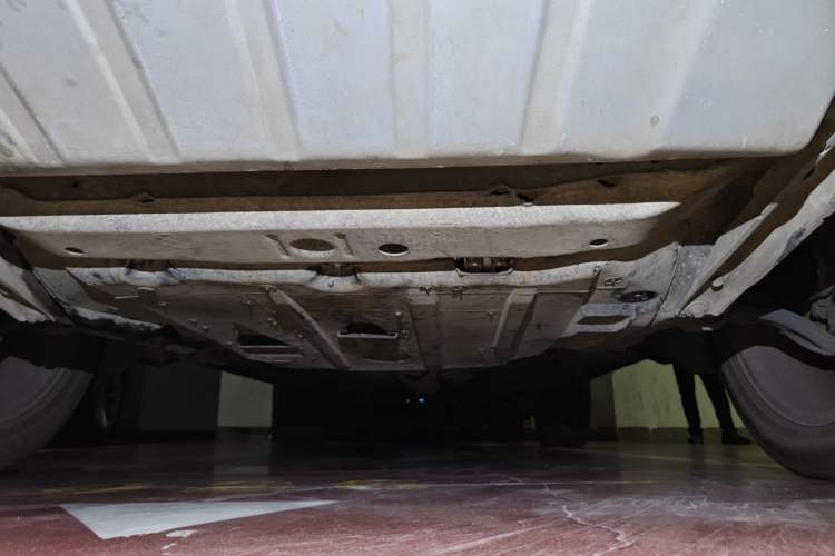 Used Volvo XC90 2010 2.5T AWD Chassis Front