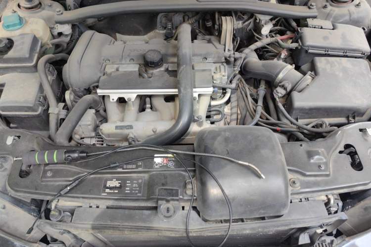 Used Volvo XC90 2010 2.5T AWD Sport Edition Engine Bay
