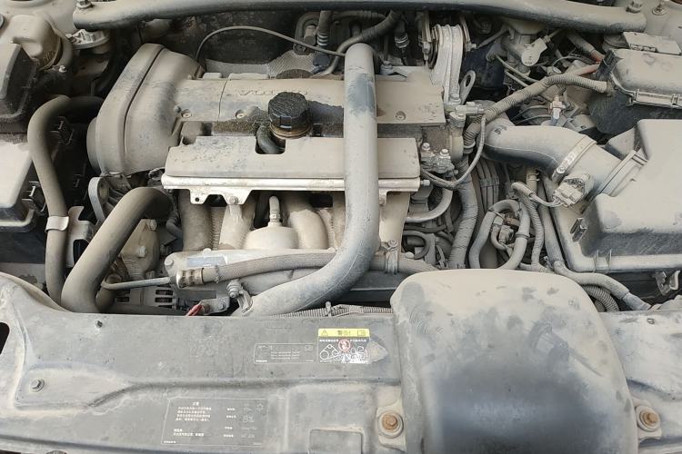 Used Volvo XC90 2010 2.5T AWD Engine Bay