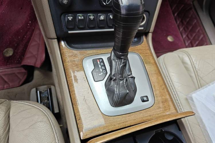 Used Volvo XC90 2010 2.5T AWD Gear Lever