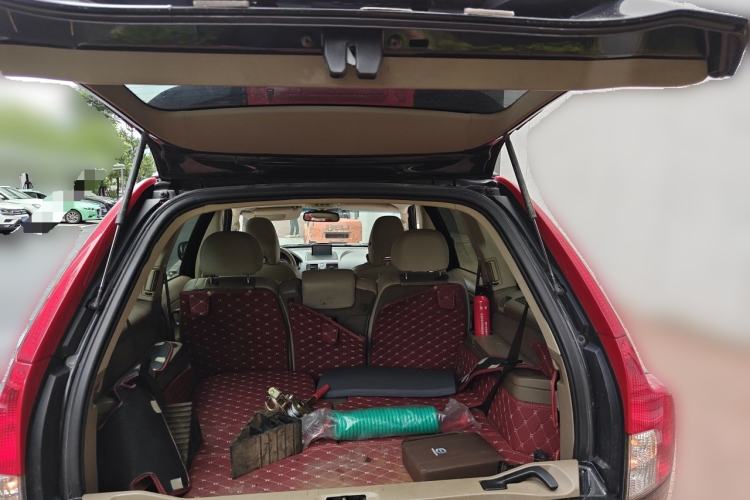 Used Volvo XC90 2010 2.5T AWD Trunk