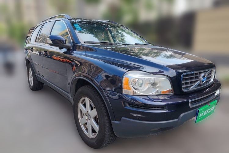 Used Volvo XC90 2010 2.5T AWD Front Right 45 Deg