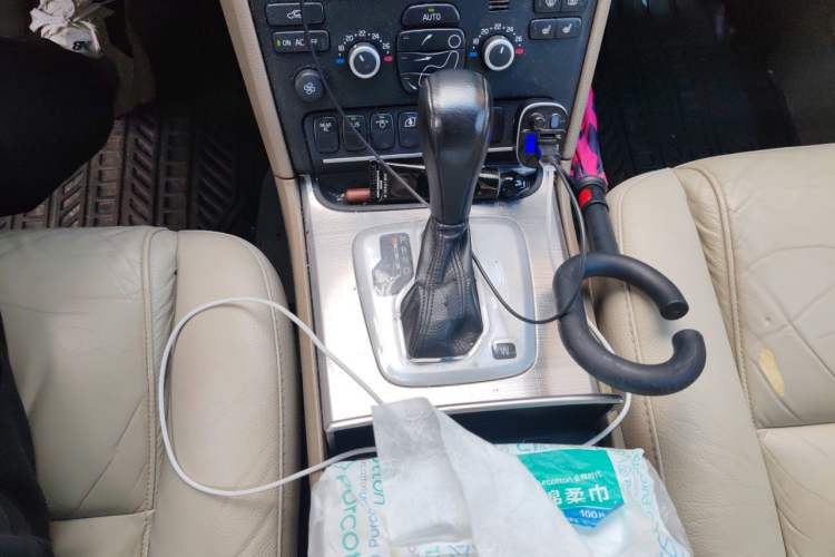 Used Volvo XC90 2010 2.5T AWD Gear Lever