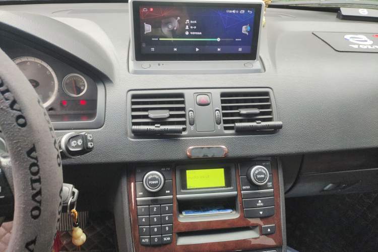 Used Volvo XC90 2011 2.5T Nordic Executive Edition Audio And AC Panel