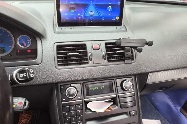 Used Volvo XC90 2011 2.5T R-Design Audio And AC Panel