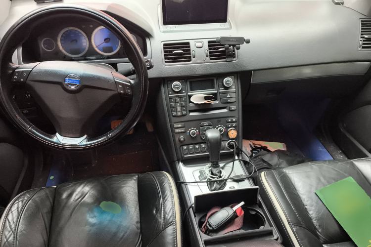 Used Volvo XC90 2011 2.5T R-Design Center Console