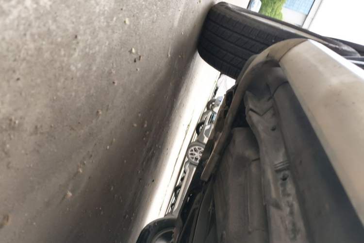 Used Volvo XC90 2011 2.5T Nordic Luxury Edition Chassis Front Left