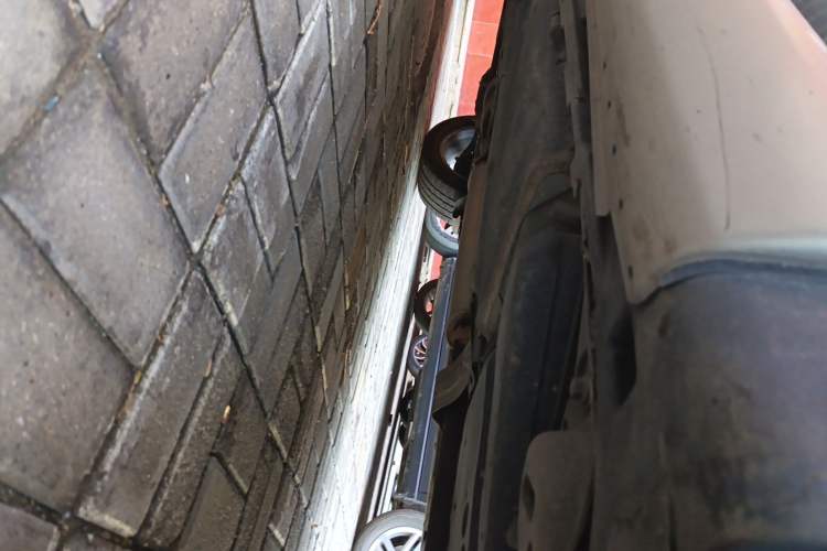 Used Volvo XC90 2011 2.5T Nordic-style Sport Edition Chassis Rear Left