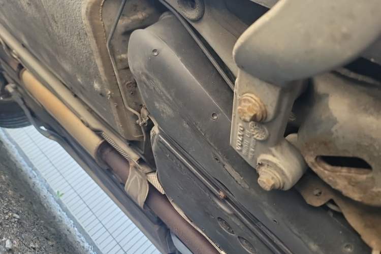 Used Volvo XC90 2011 2.5T AWD Chassis Rear Left