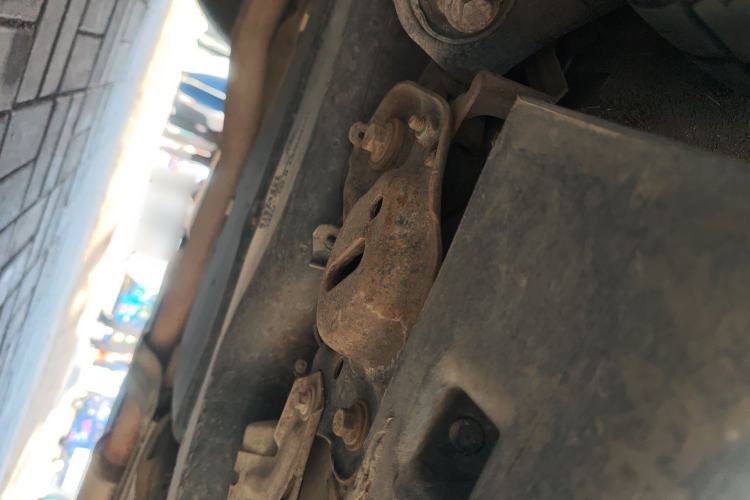 Used Volvo XC90  Chassis Rear Right