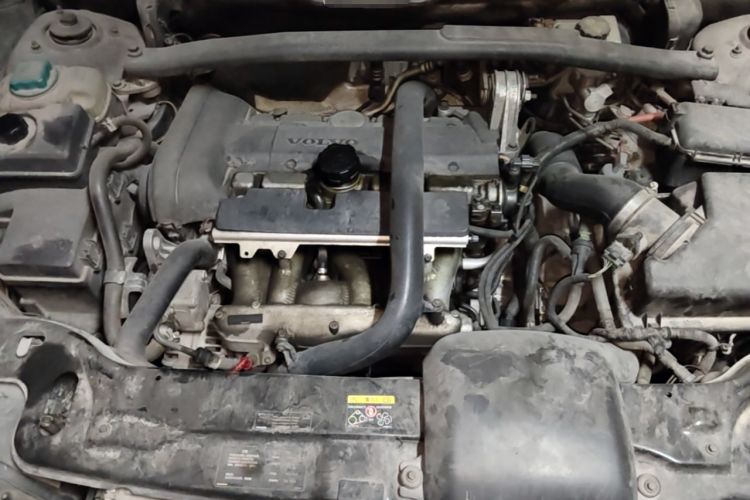 Used Volvo XC90 2011 2.5T Nordic Executive Edition Engine Bay