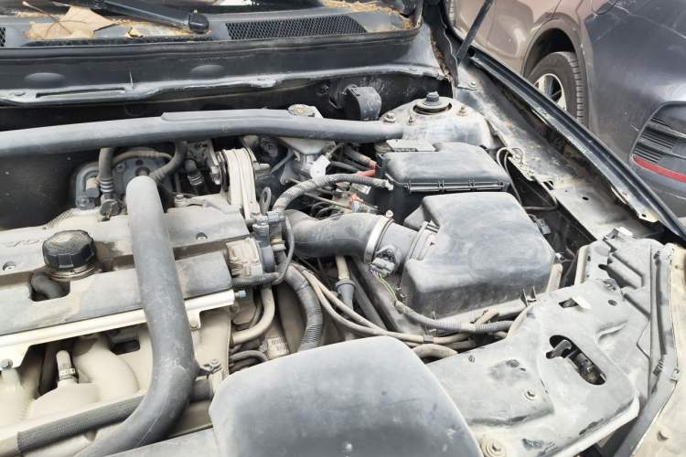 Used Volvo XC90 2011 2.5T Nordic Luxury Edition Engine Bay Left
