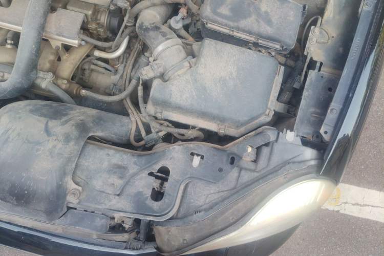 Used Volvo XC90 2011 2.5T Nordic Luxury Edition Engine Bay Left