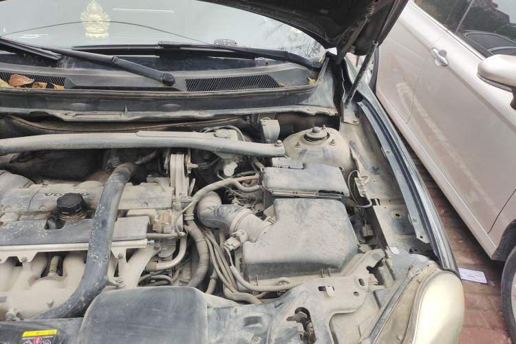 Used Volvo XC90 2011 2.5T Nordic Executive Edition Engine Bay Left