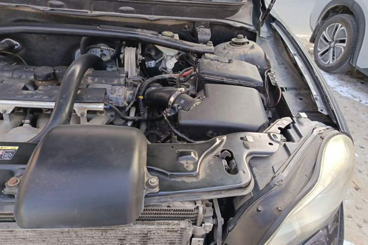 Used Volvo XC90 2011 2.5T Nordic-style Sport Edition Engine Bay Left