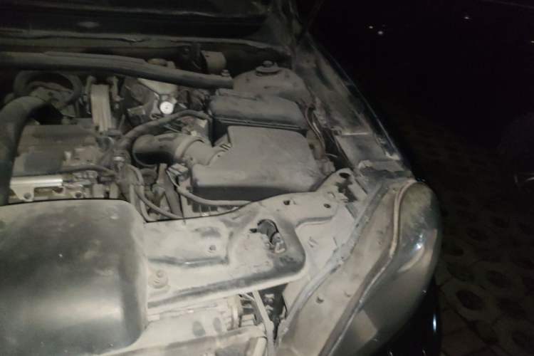 Used Volvo XC90 2011 2.5T Nordic Luxury Edition Engine Bay Left