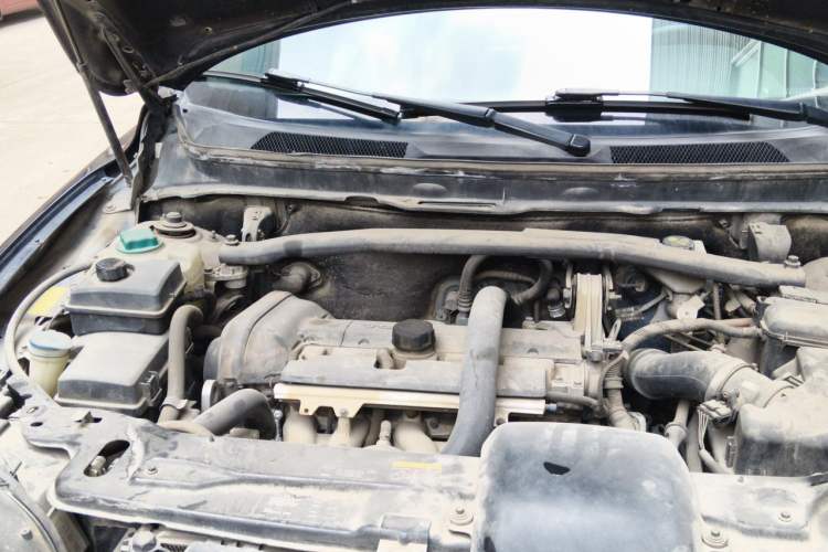 Used Volvo XC90 2011 2.5T R-Design Engine Bay