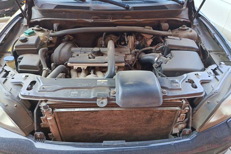 Used Volvo XC90 2011 2.5T Nordic-style Sport Edition Engine Bay