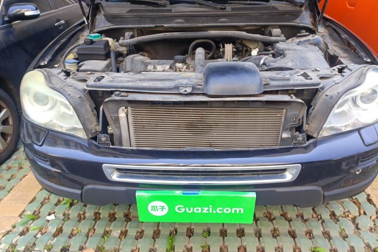 Used Volvo XC90 2011 2.5T AWD Engine Bay