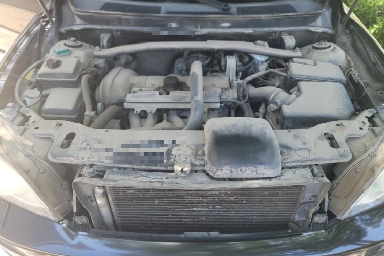Used Volvo XC90 2011 2.5T AWD Engine Bay