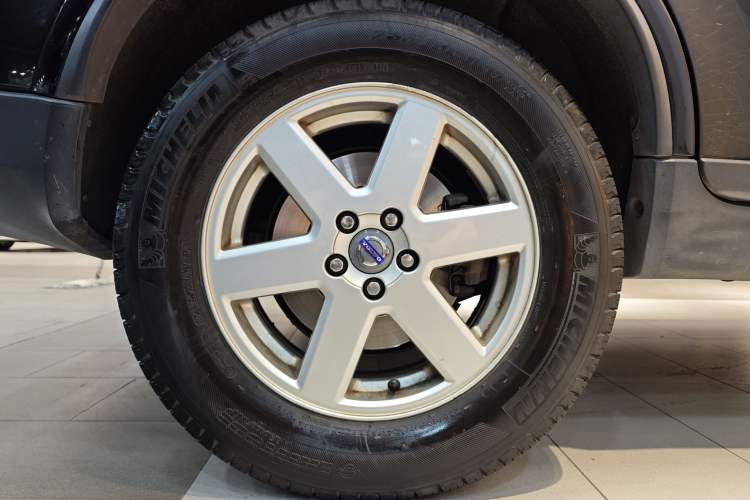 Used Volvo XC90 2011 2.5T Nordic Luxury Edition Exterior 12