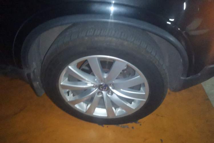Used Volvo XC90 2011 2.5T Nordic Luxury Edition Exterior 7