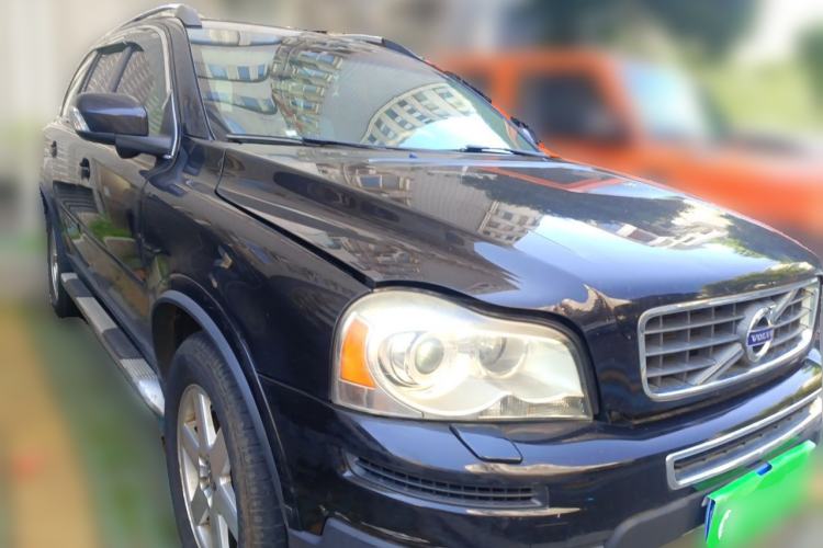 Used Volvo XC90 2011 2.5T AWD Front Right 45 Deg