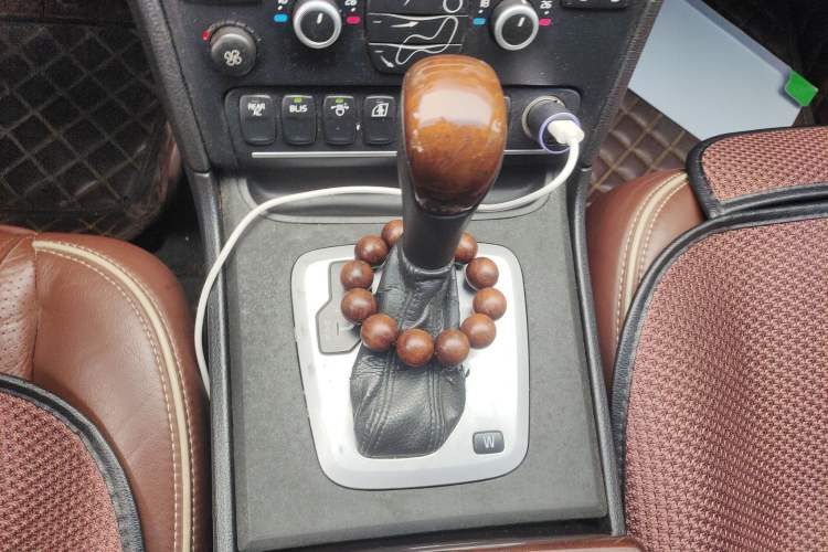 Used Volvo XC90 2011 2.5T Nordic Executive Edition Gear Lever