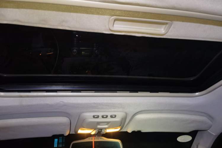 Used Volvo XC90 2011 2.5T Nordic Executive Edition Headliner