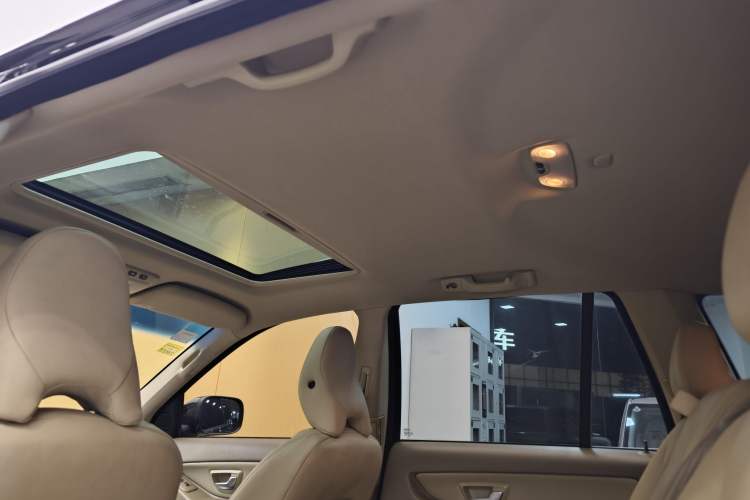 Used Volvo XC90 2011 2.5T Nordic Luxury Edition Headliner