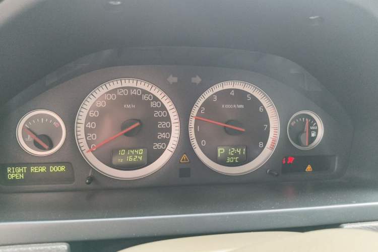 Used Volvo XC90 2011 2.5T Nordic Luxury Edition Instrument Cluster