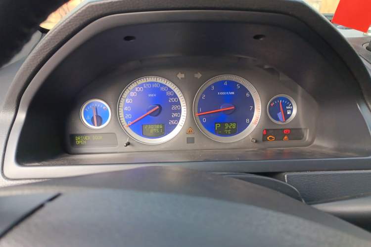 Used Volvo XC90 2011 2.5T Nordic-style Sport Edition Instrument Cluster