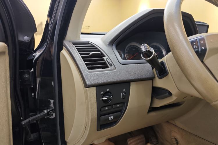 Used Volvo XC90 2011 2.5T Nordic Luxury Edition Interior 2
