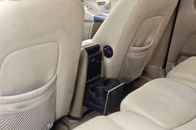 Used Volvo XC90 2011 2.5T Nordic Luxury Edition Interior 6