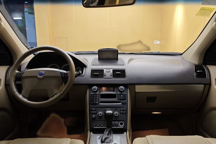 Used Volvo XC90 2011 2.5T Nordic Luxury Edition Interior 8