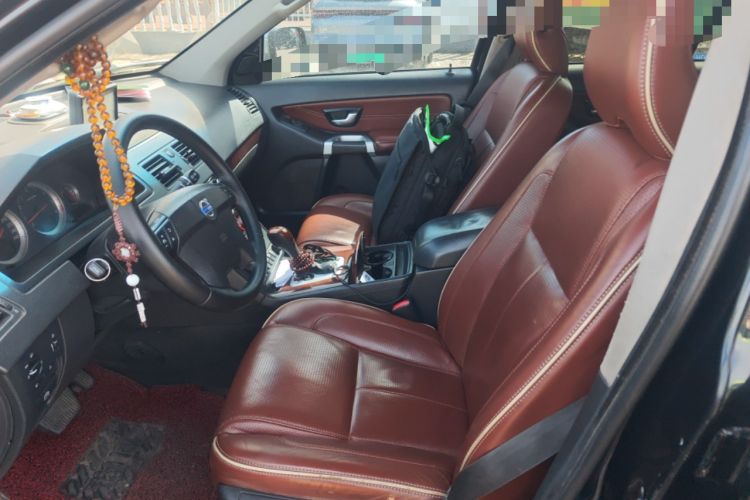 Used Volvo XC90  Left Front Seat