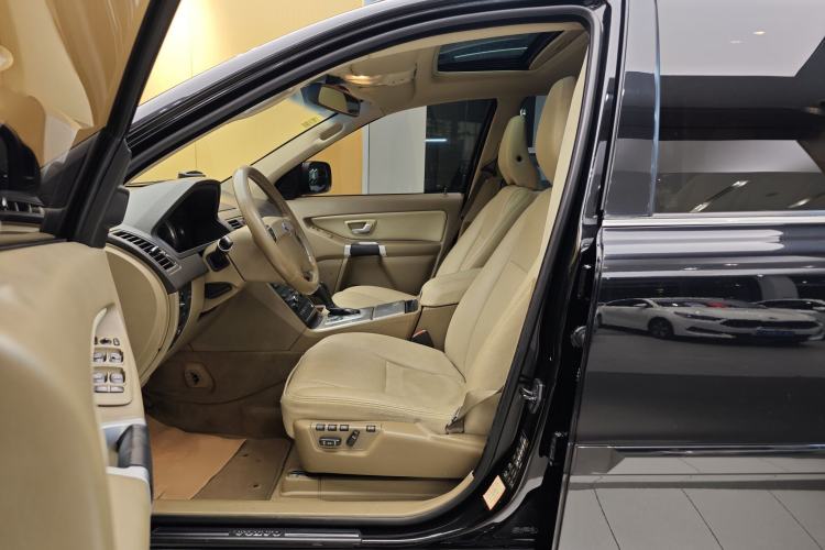 Used Volvo XC90 2011 2.5T Nordic Luxury Edition Left Front Seat
