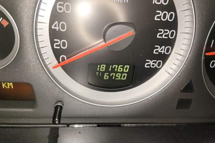 Used Volvo XC90 2011 2.5T Nordic Executive Edition Odometer Close Up
