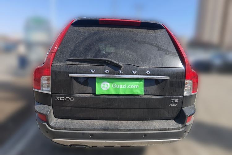 Used Volvo XC90  Rear