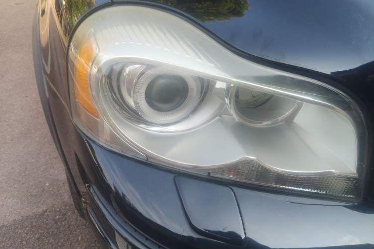 Used Volvo XC90 2011 2.5T Nordic Luxury Edition Right Front Headlight