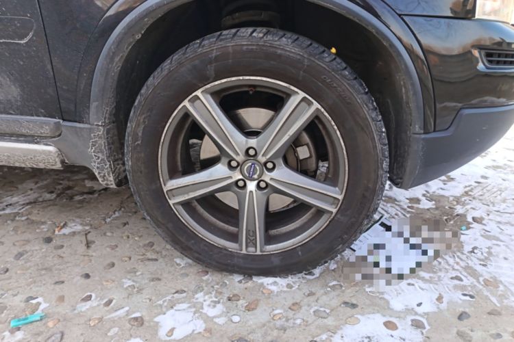 Used Volvo XC90 2011 2.5T Nordic-style Sport Edition Right Front Wheel Hub